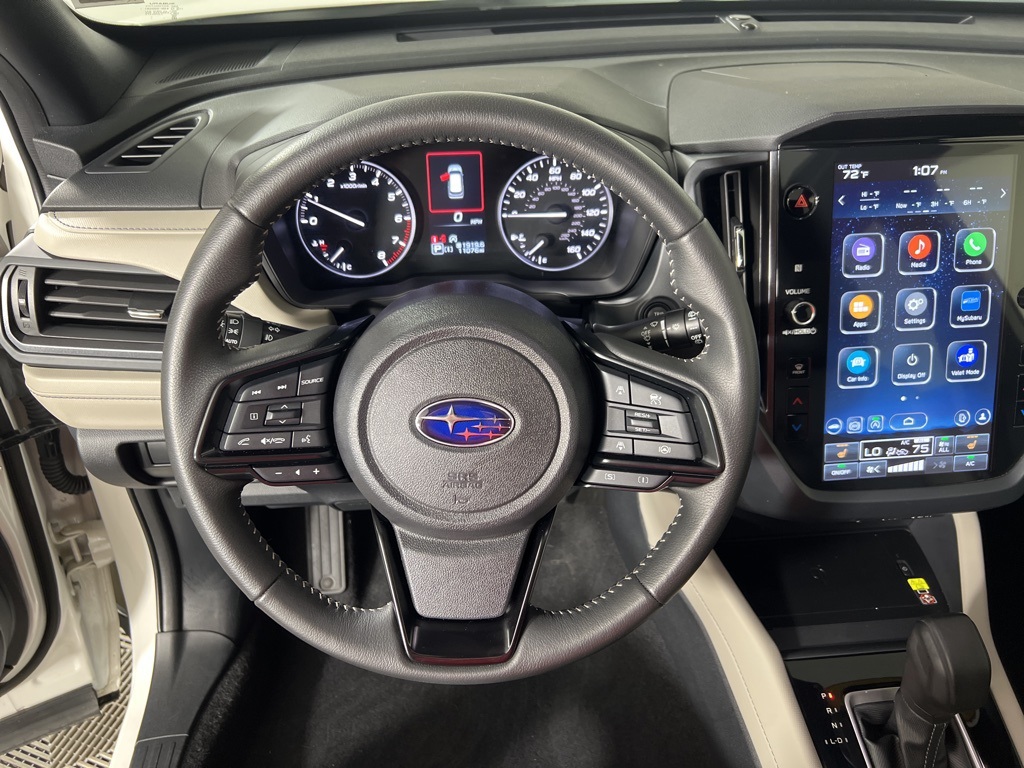 2025 Subaru Forester Premium Base photo 13