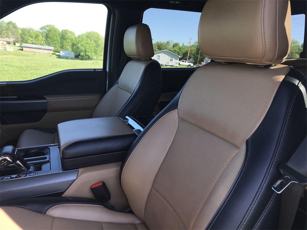 2021 Ford F-150 Lariat photo 11