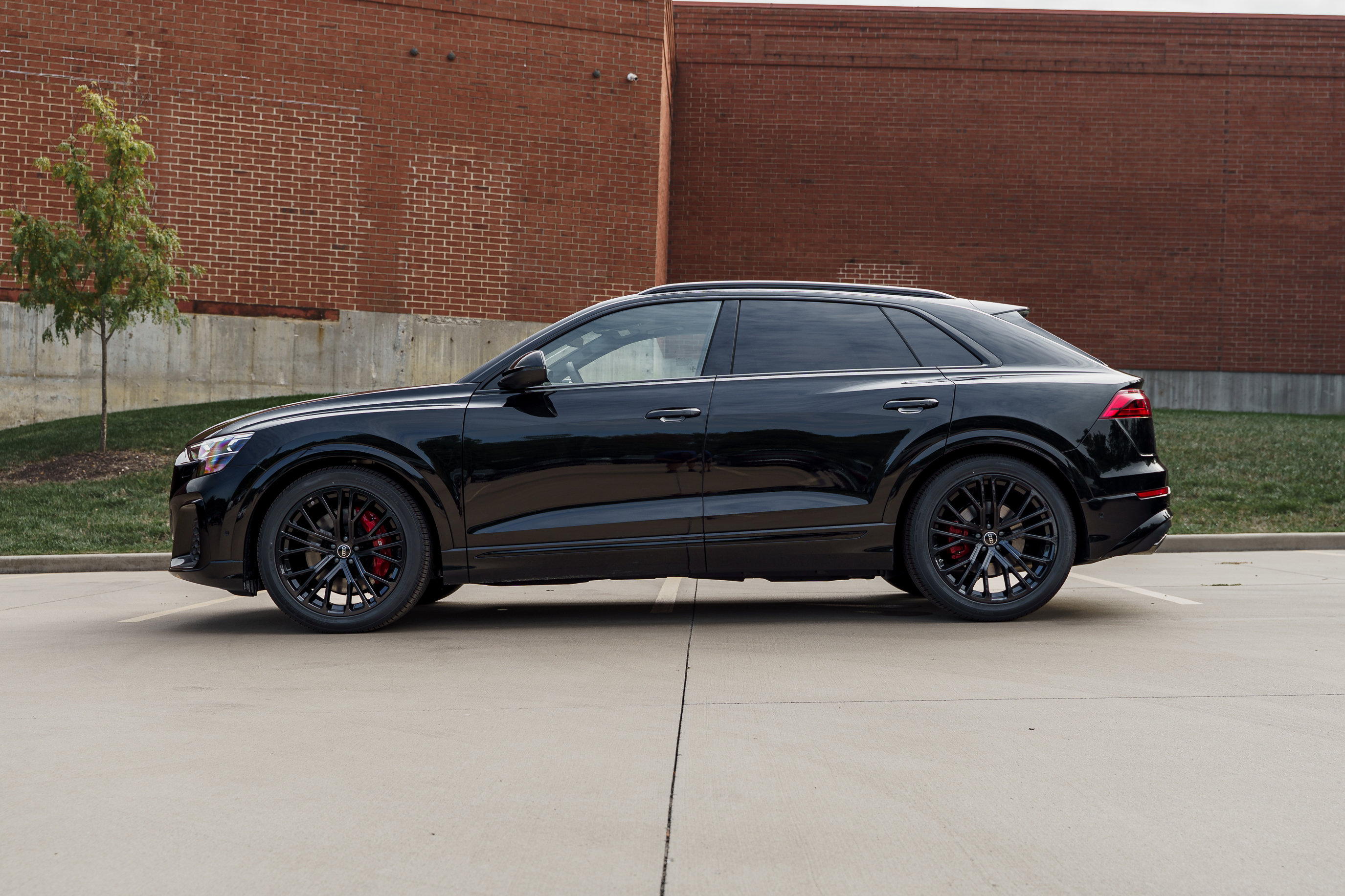 2026 Audi SQ8 Prestige photo 3