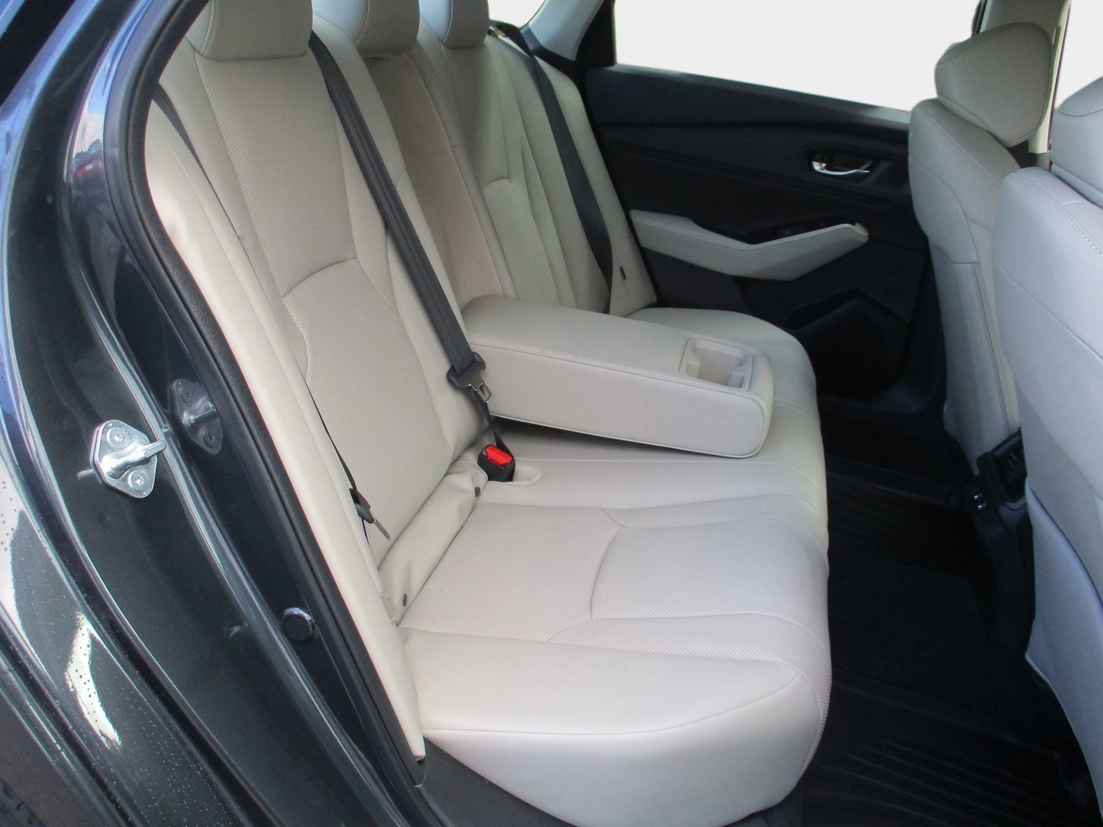 2025 Honda Accord Hybrid Touring photo 25