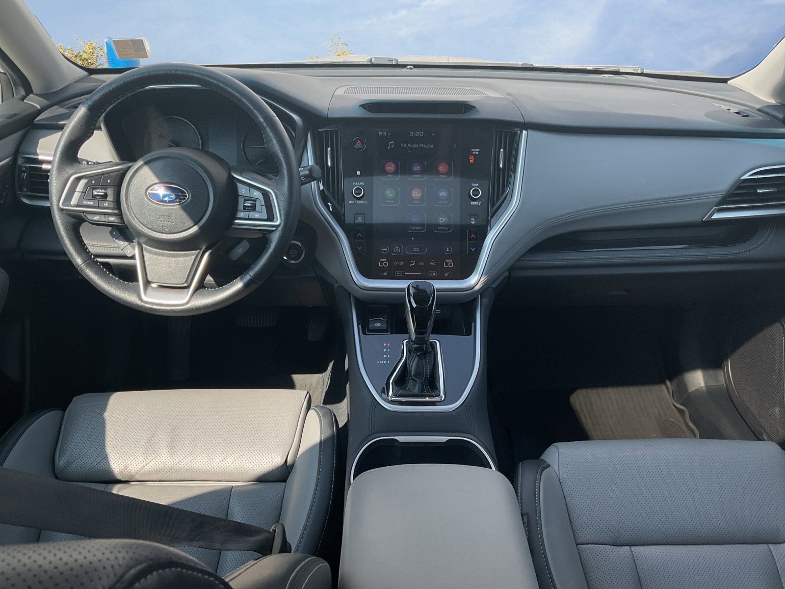 2020 Subaru Outback Limited photo 17