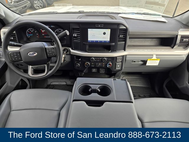 2025 Ford F-250 photo 13