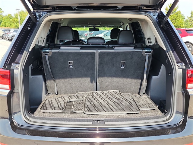 2023 Volkswagen Atlas V6 SE Technology photo 2