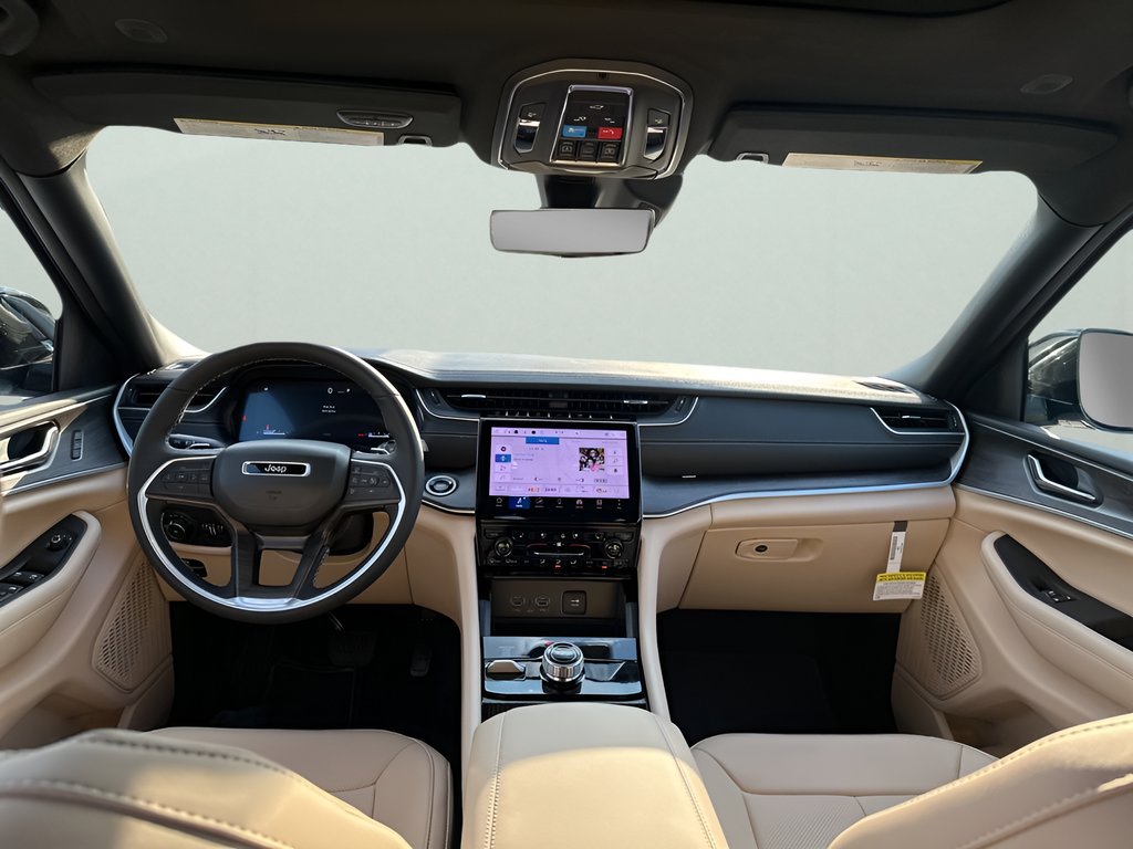 2025 Jeep Grand Cherokee Limited photo 19