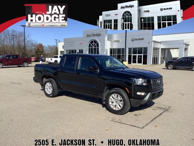 2022 Nissan Frontier SV's photo