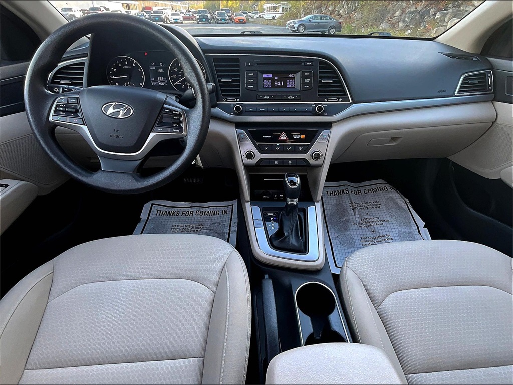 2017 Hyundai Elantra SE photo 20