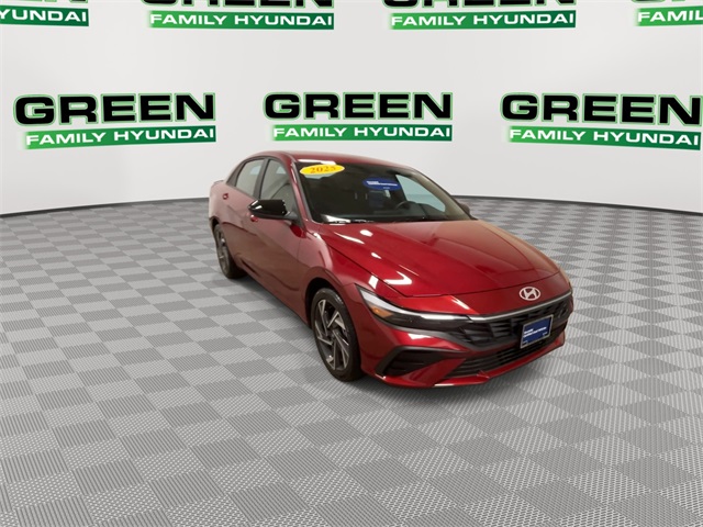 2025 Hyundai Elantra SEL Sport photo 3