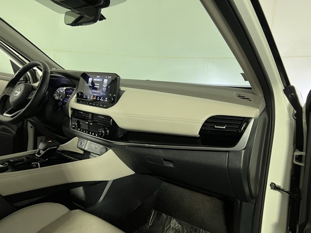 2023 Nissan Rogue SL photo 30