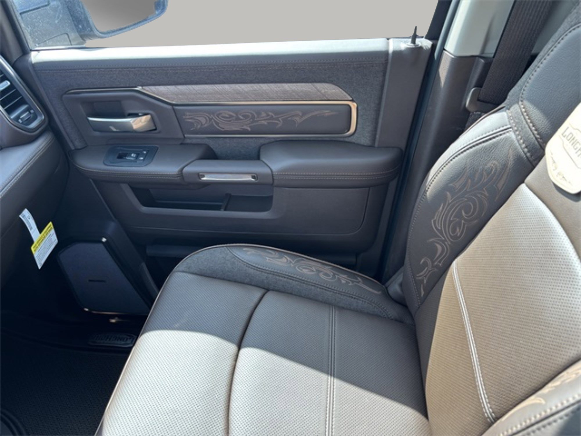 2026 Ram 2500 Longhorn photo 16