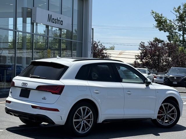 2024 Audi Q5 55 Premium Plus S line photo 4