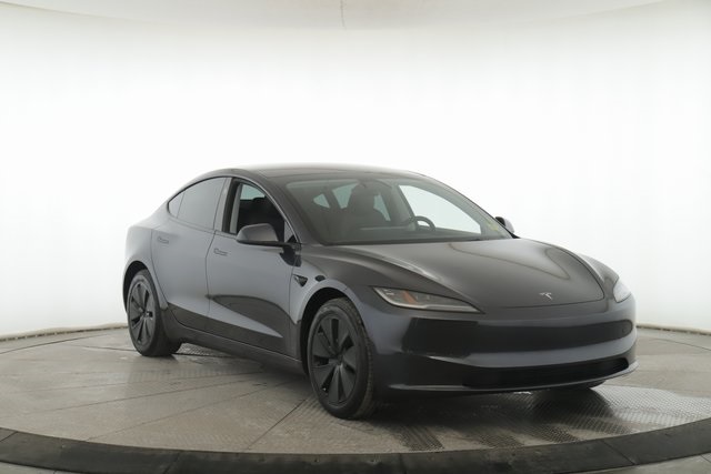 Used 2025 Tesla Model 3 Performance with VIN 5YJ3E1EA3SF886776 for sale in Findlay, OH