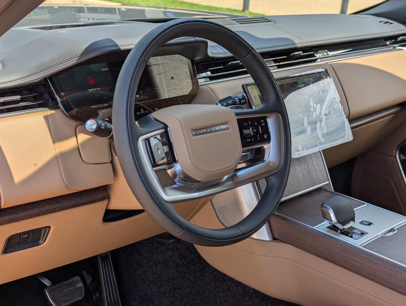 2025 Land Rover Range Rover SE photo 20