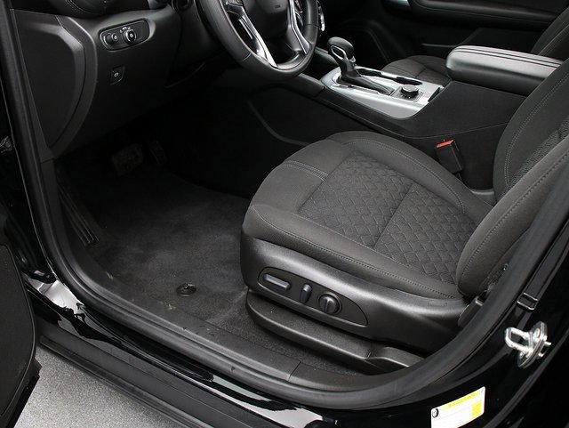 2022 Chevrolet Blazer 2LT photo 23