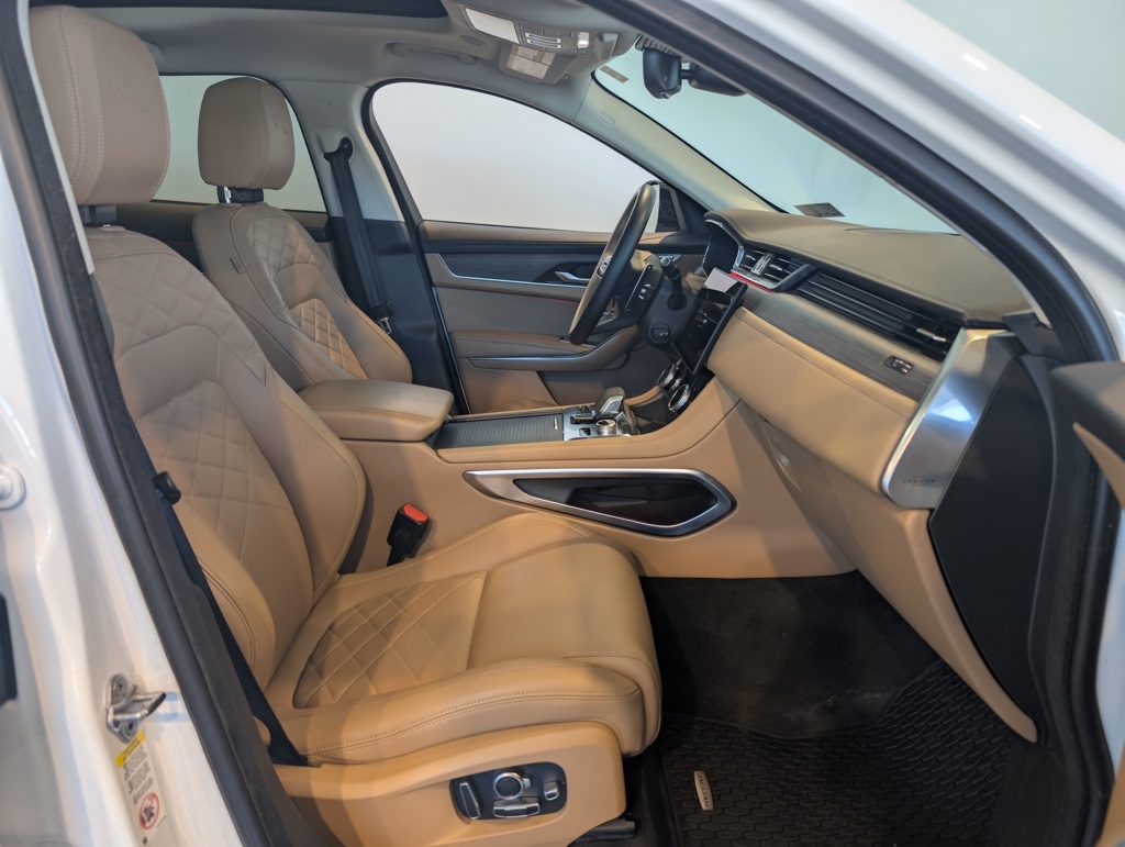 2023 Jaguar F-PACE P250 S photo 29