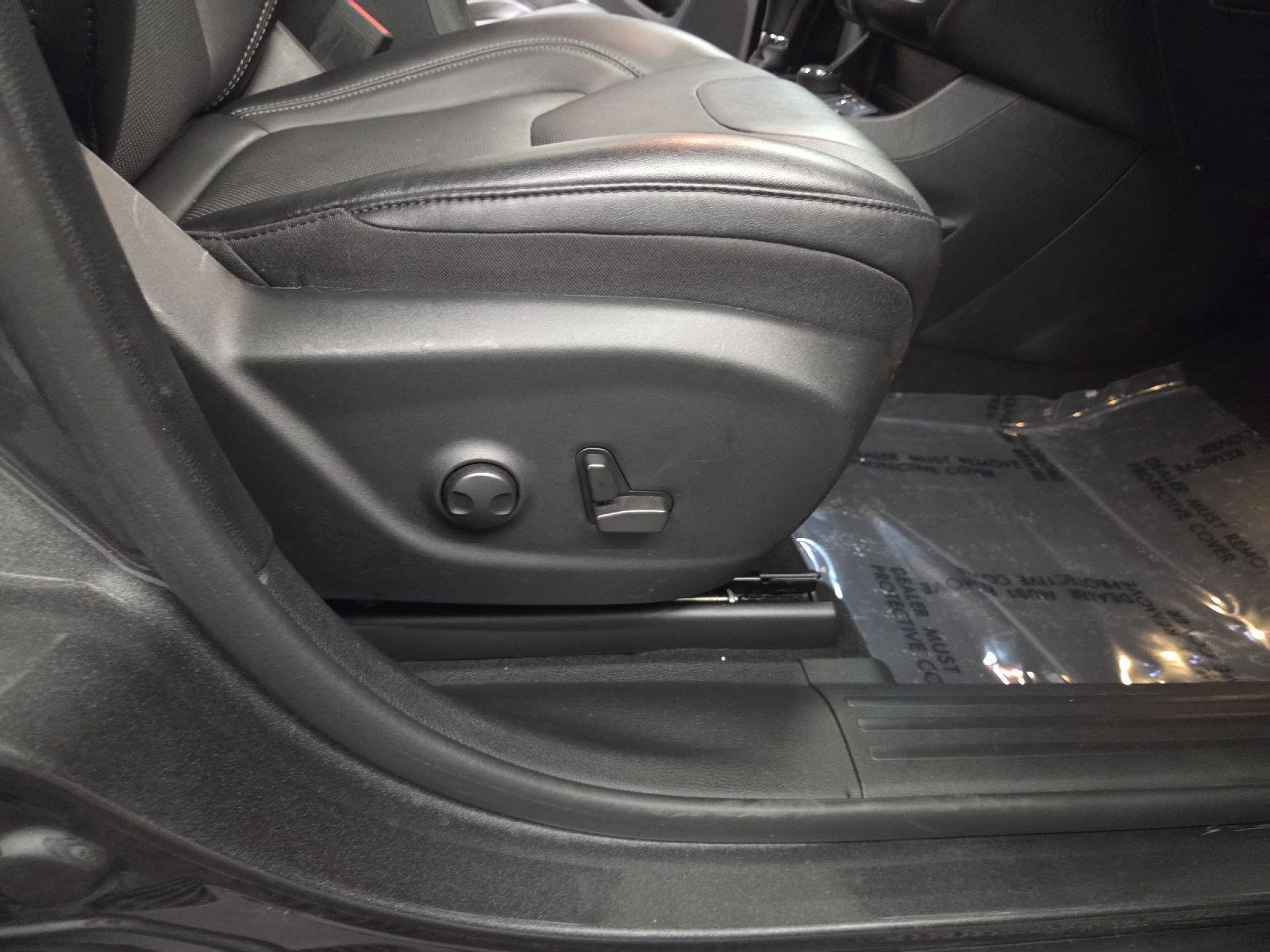 2022 Jeep Cherokee Limited photo 17