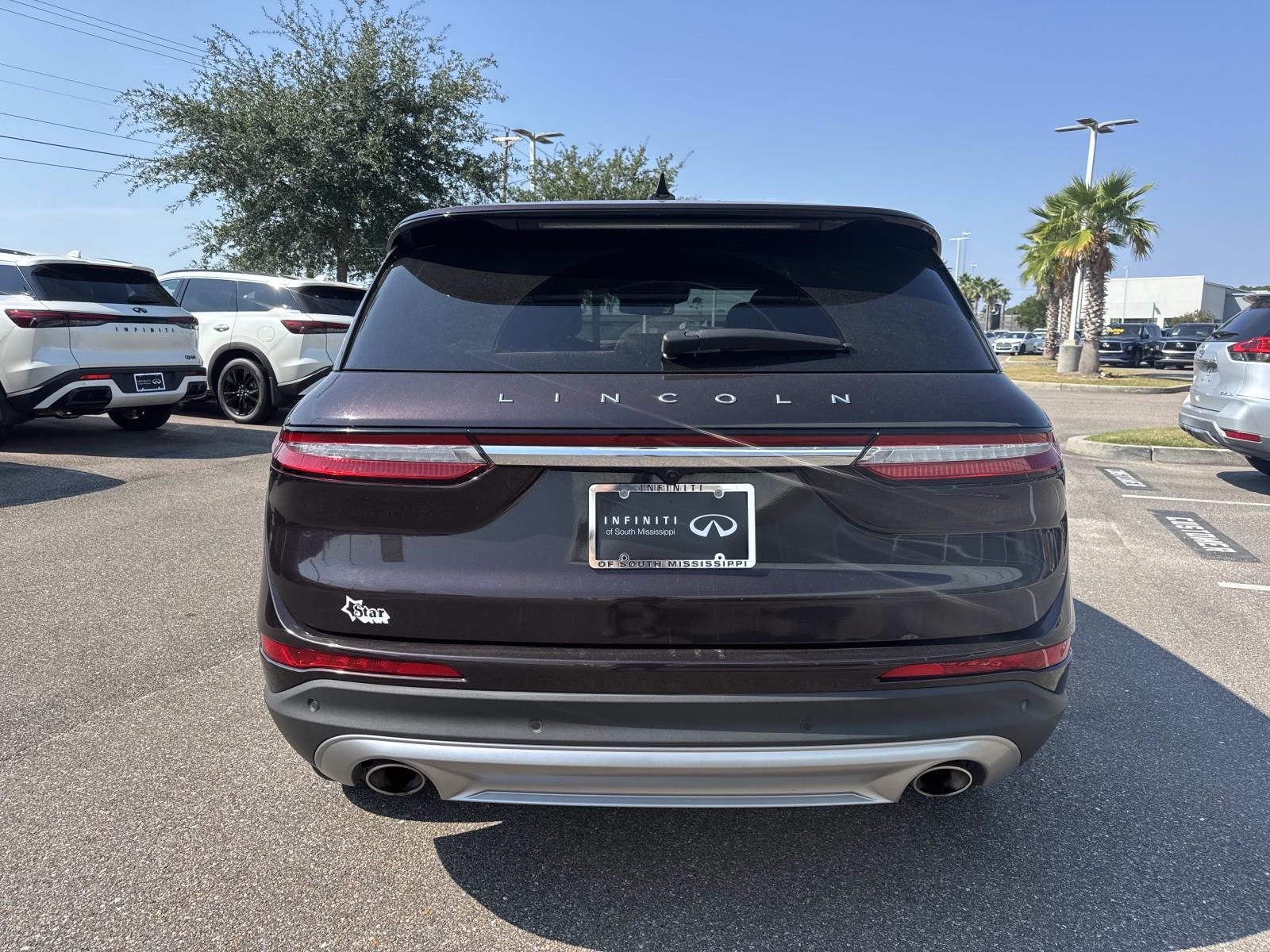 2023 Lincoln Corsair Standard photo 3