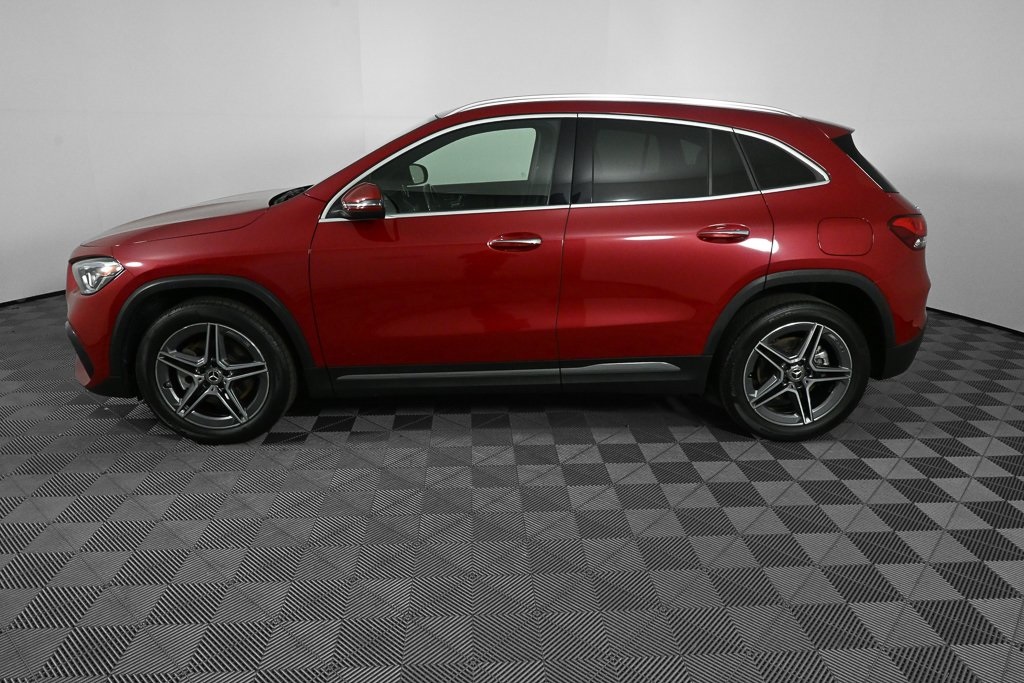 2022 Mercedes Benz GLA 250 4MATIC photo 3