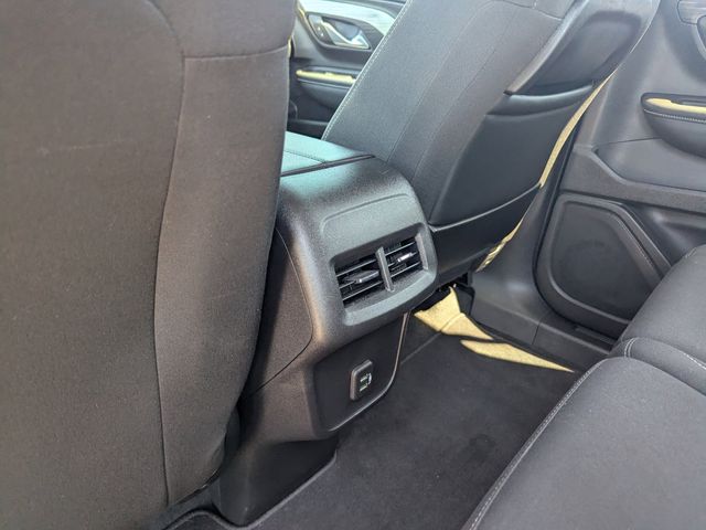 2022 Gmc Terrain SLE photo 16