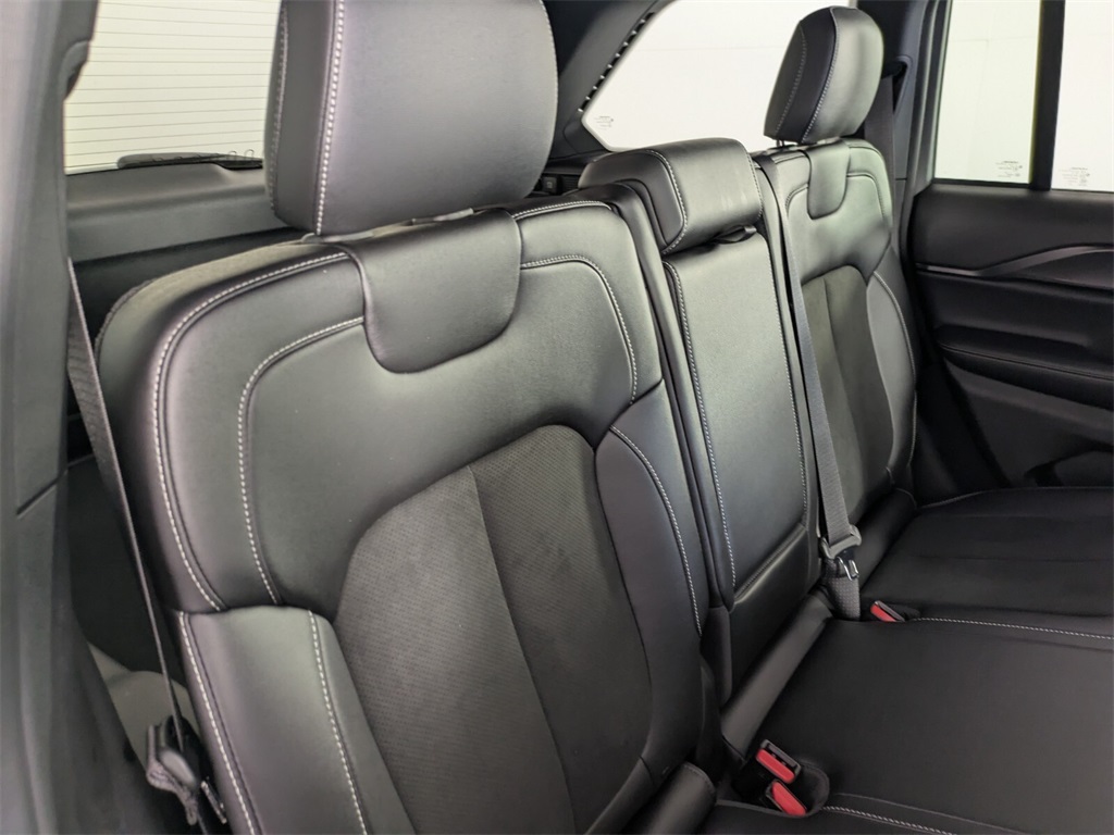 2023 Jeep Grand Cherokee Laredo Altitude photo 26