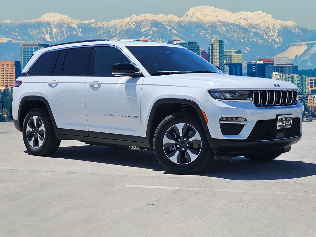 2024 Jeep Grand Cherokee 4xe's photo