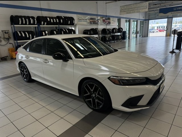 2024 Honda Civic Sport photo 2