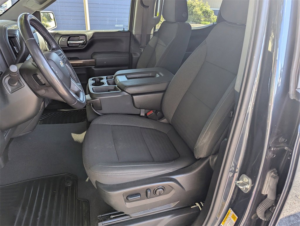 2022 Chevrolet Silverado 1500 LT photo 11