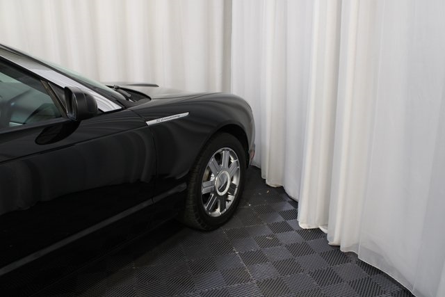 2005 Ford Thunderbird Base photo 26