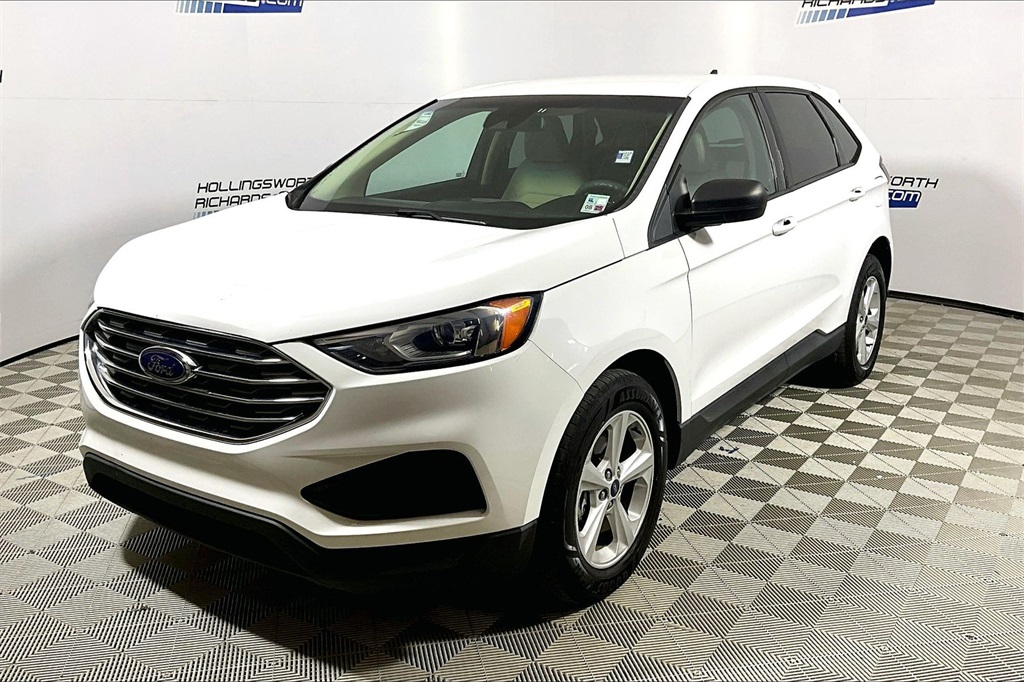 2020 Ford Edge SE's photo
