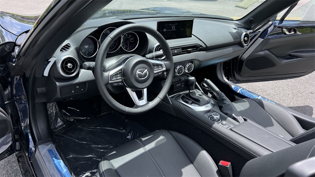 2025 Mazda MX-5 Miata Miata Grand Touring photo 29