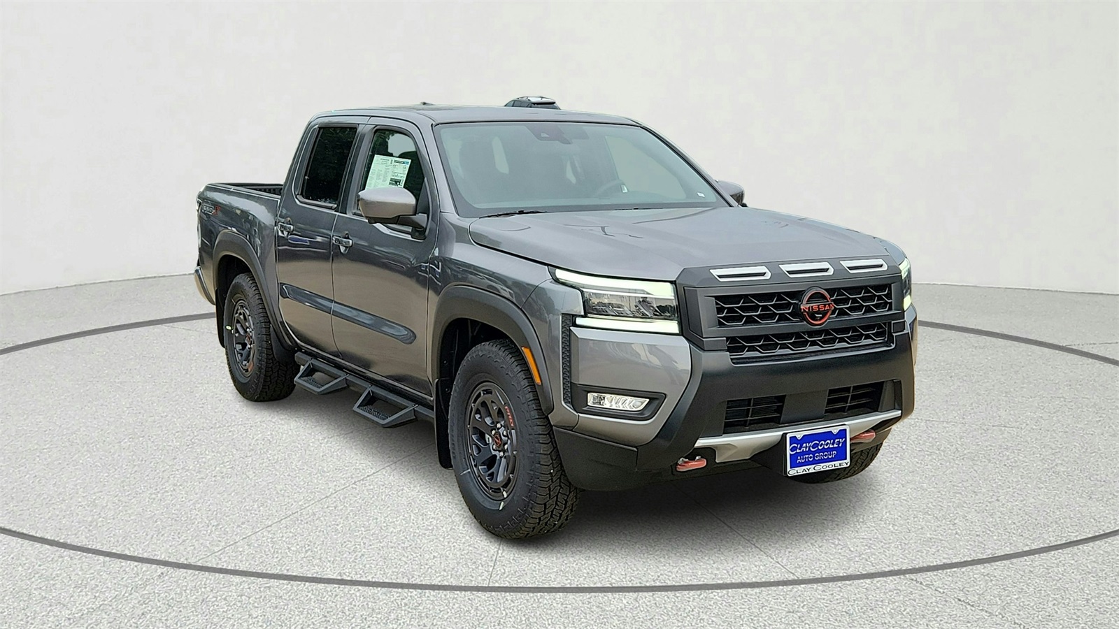 2026 Nissan Frontier PRO-X's photo