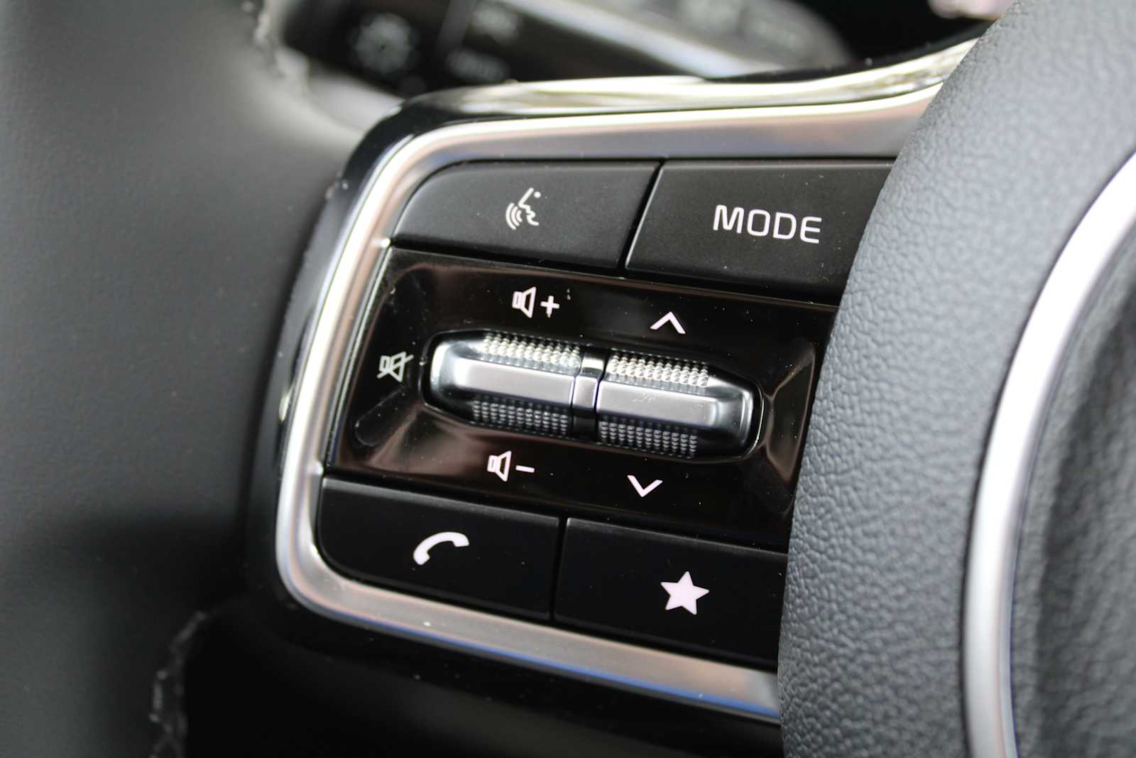 2026 Kia Sorento S photo 21