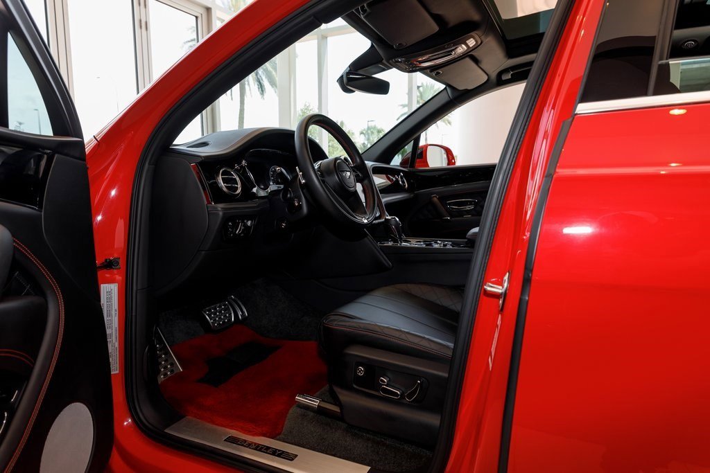 2019 Bentley Bentayga Mulliner photo 22