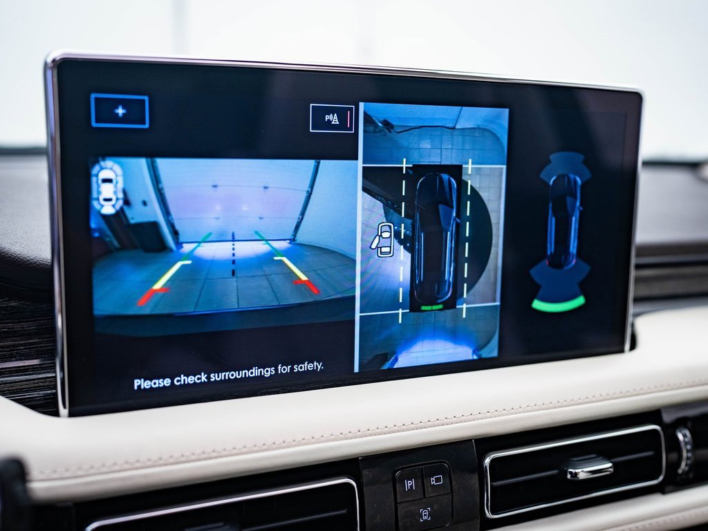 2022 Lincoln Nautilus Black Label photo 33