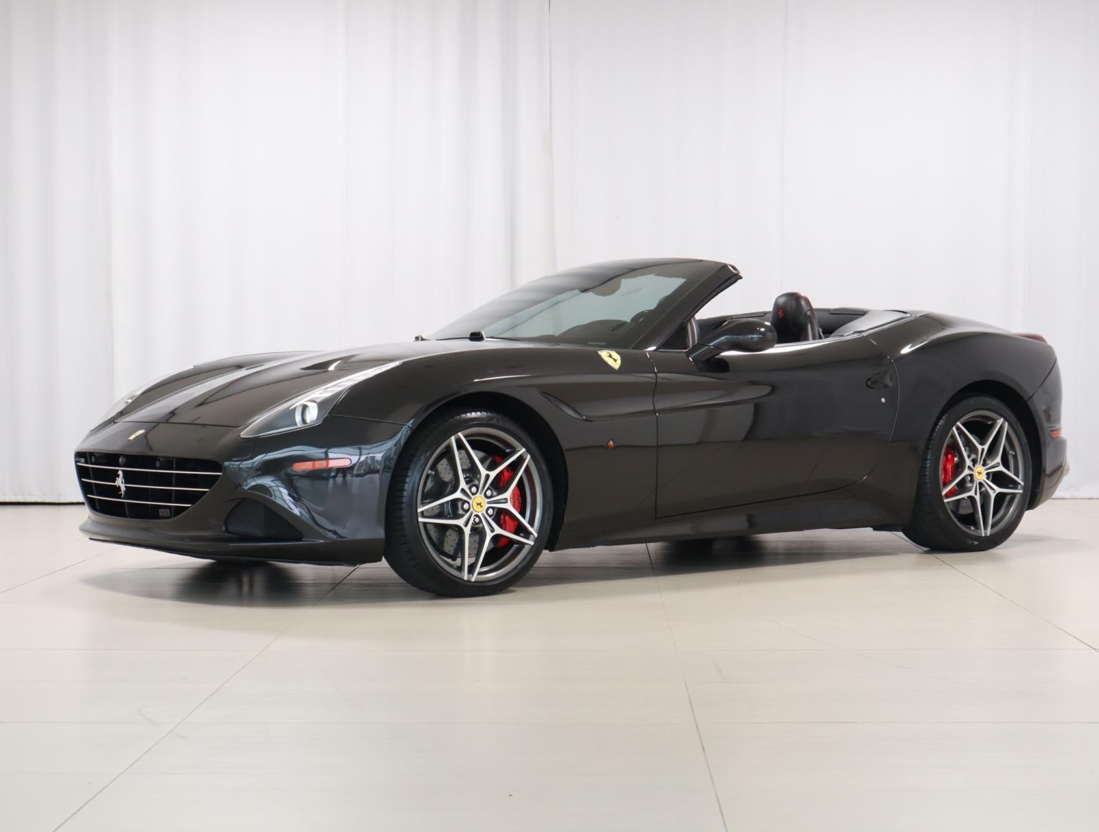 2016 Ferrari California T Base's photo