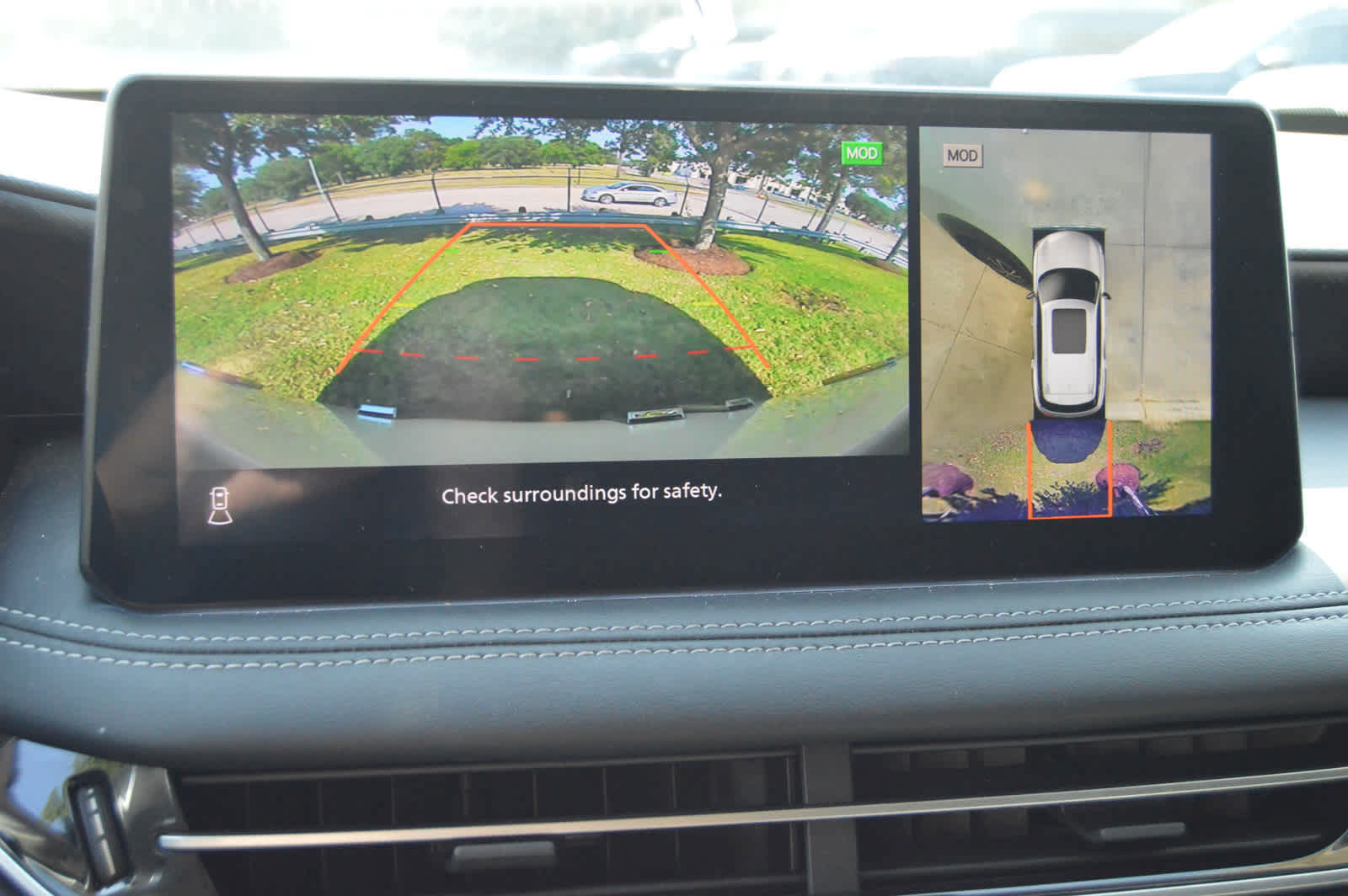 2022 Infiniti QX60 Sensory photo 12