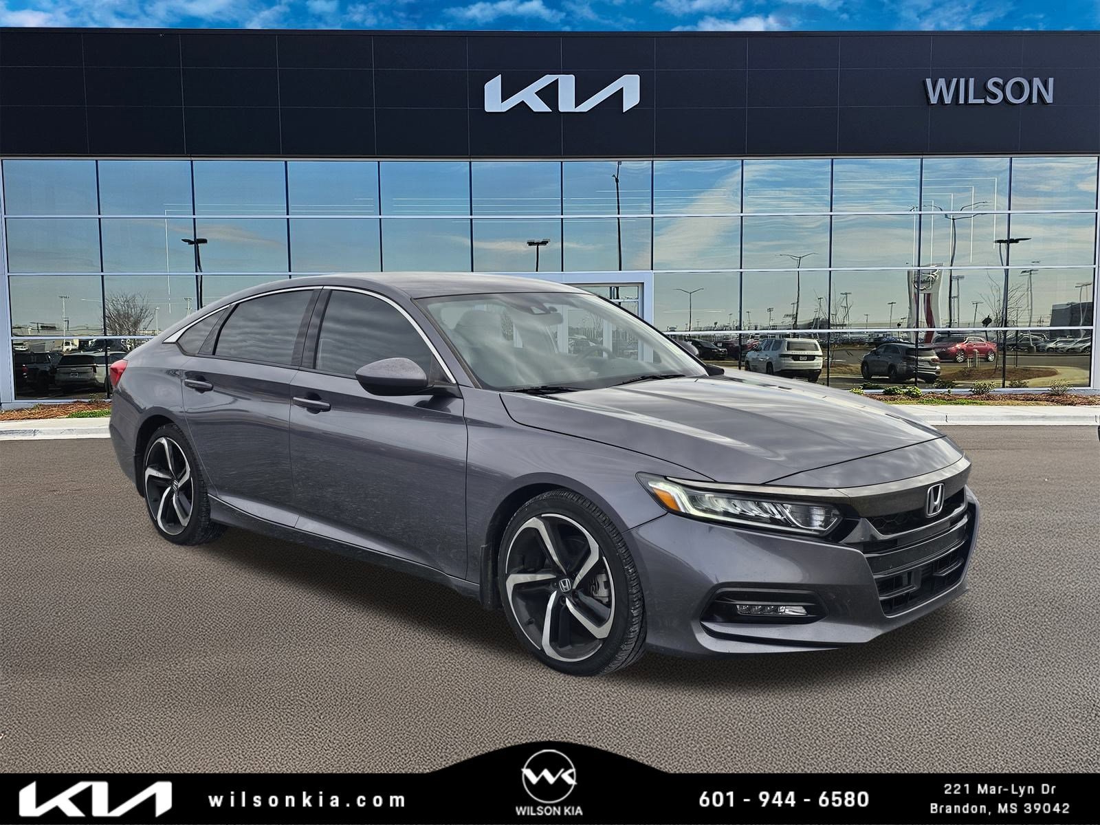 2018 Honda Accord Sport's photo
