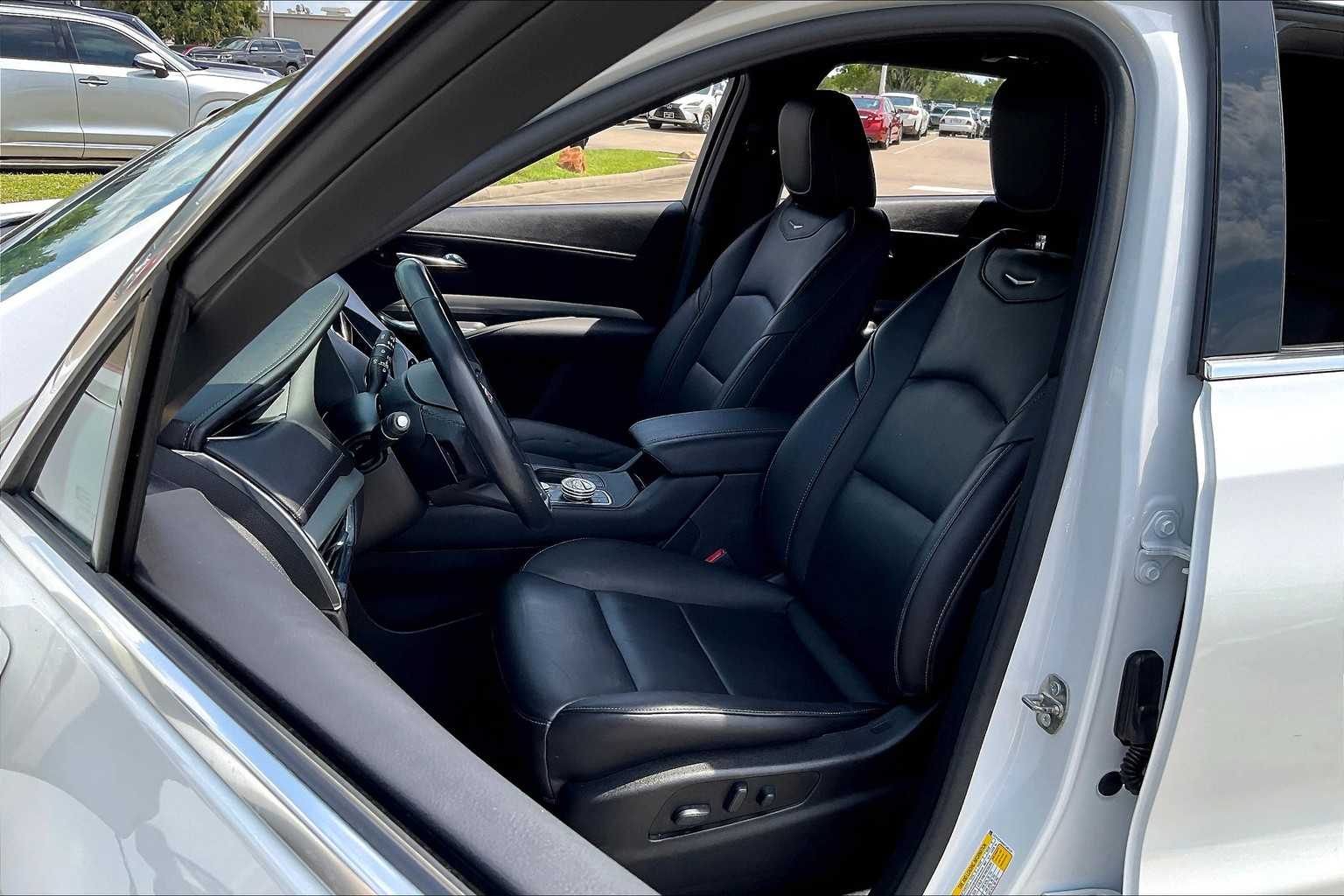2019 Cadillac XT4 Premium Luxury photo 6