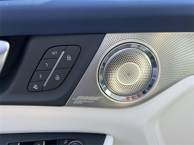 2026 Buick Enclave Avenir photo 16