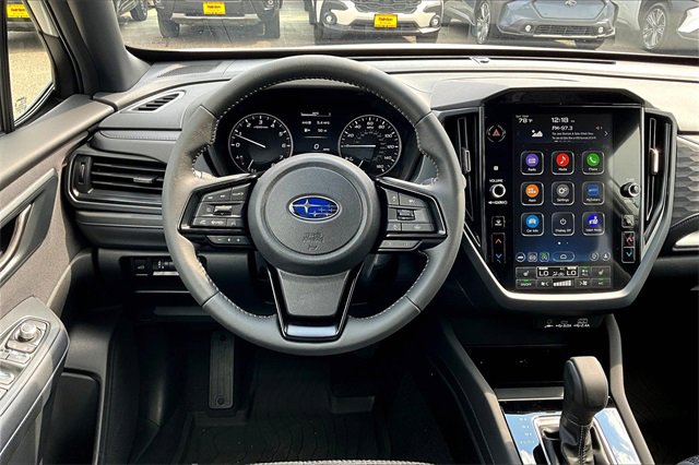 2025 Subaru Forester Premium photo 14