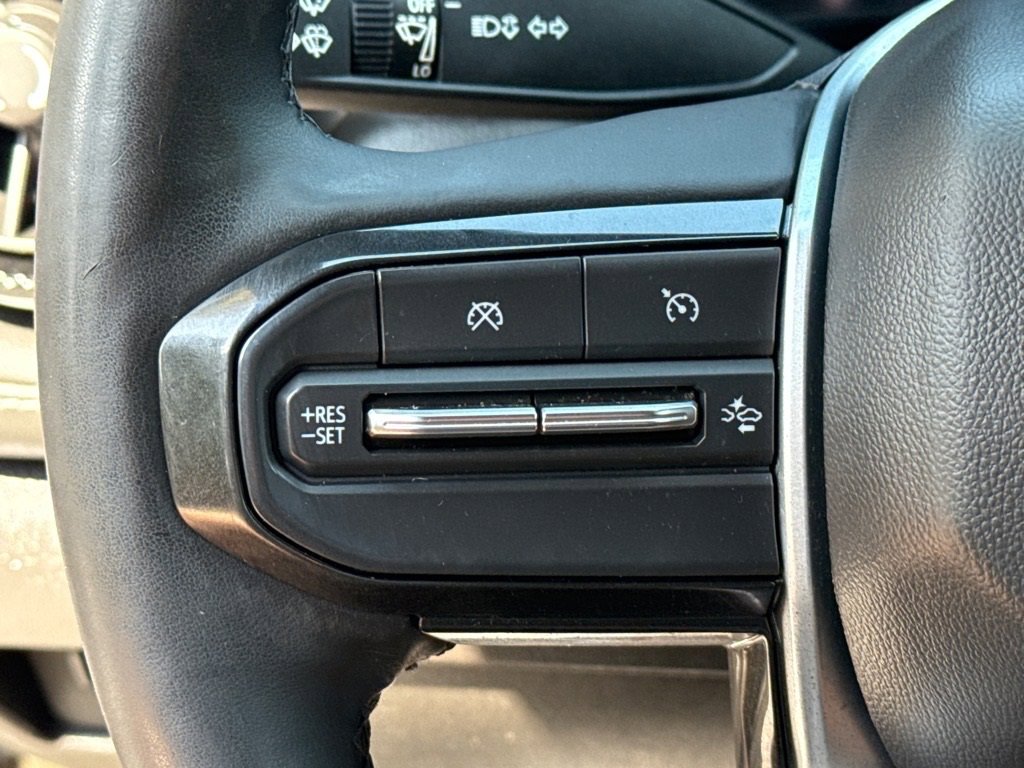 2023 Chevrolet Colorado LT photo 18