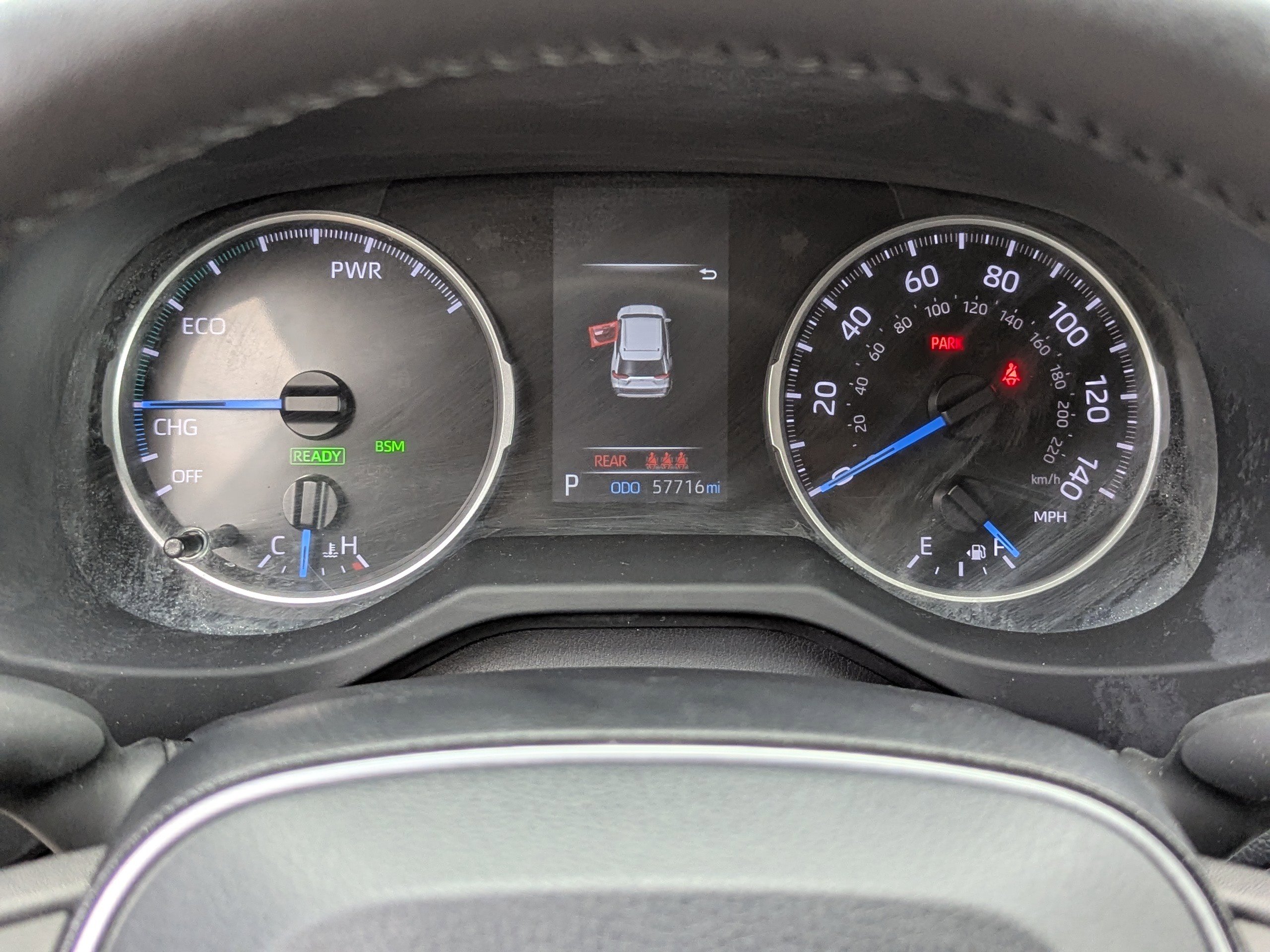 2021 Toyota RAV4 Hybrid XLE photo 26