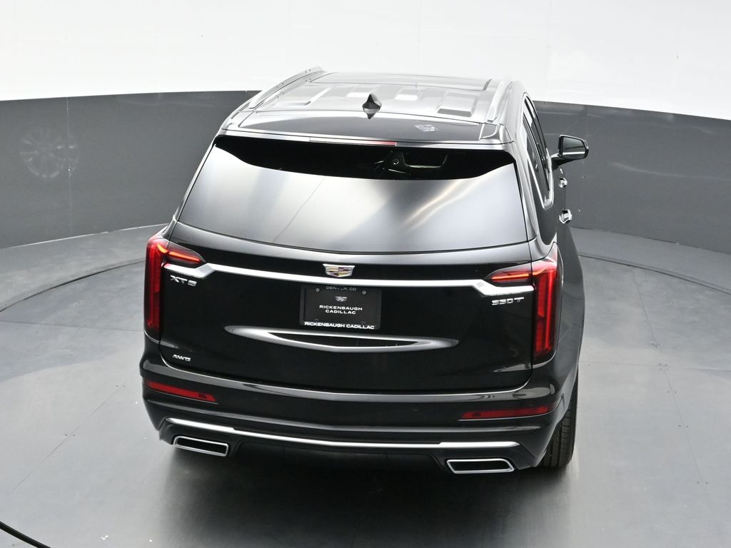 2025 Cadillac XT6 Luxury photo 28