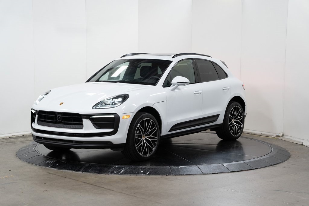 2024 Porsche Macan Base