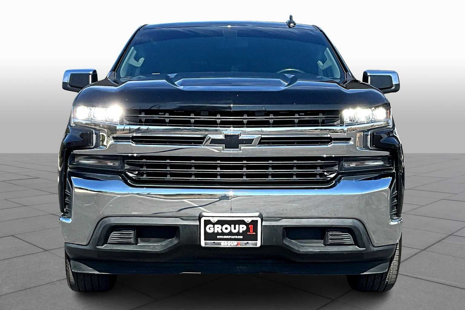 2019 Chevrolet Silverado 1500 LT photo 3