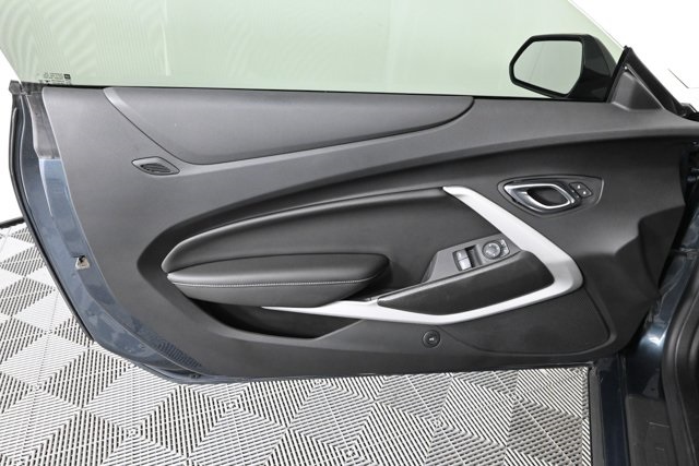 2020 Chevrolet Camaro 1LS photo 14