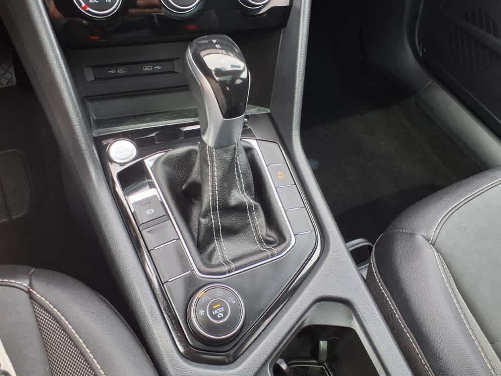 2023 Volkswagen Taos SE photo 17