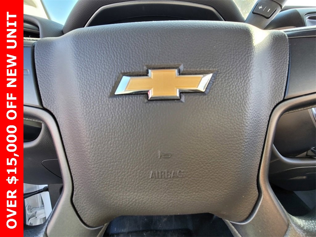2023 Chevrolet Silverado 5500HD Work Truck photo 13