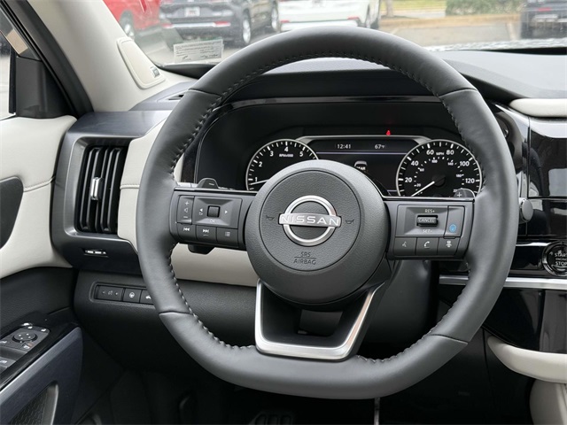 2025 Nissan Pathfinder SL photo 19