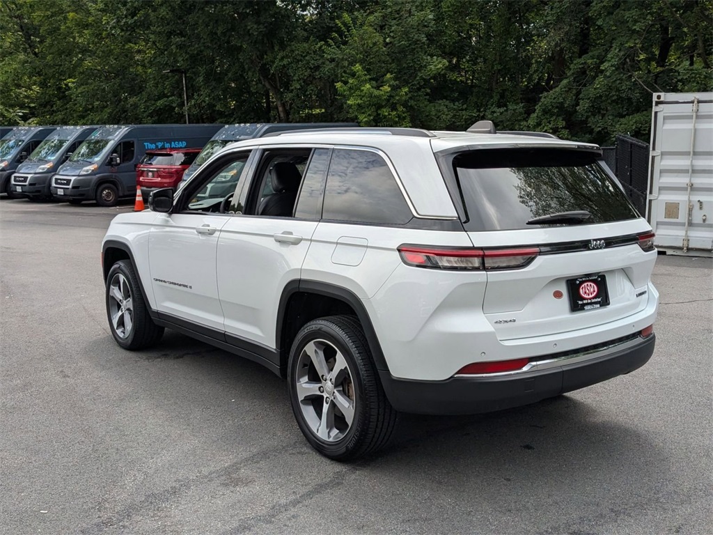 2023 Jeep Grand Cherokee Limited photo 6
