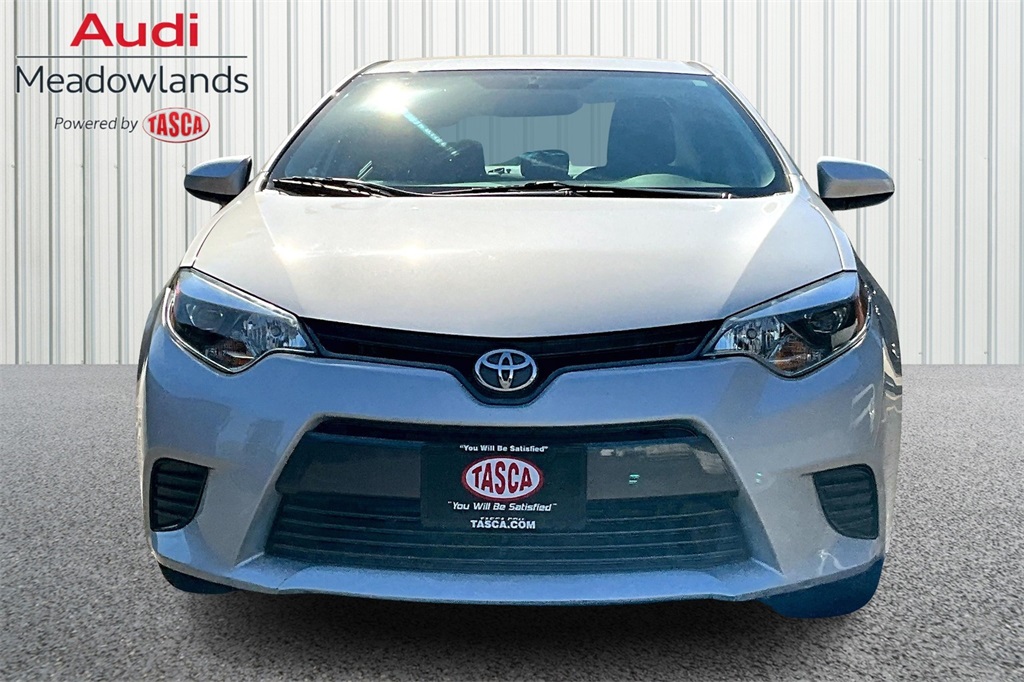 2016 Toyota Corolla L photo 2
